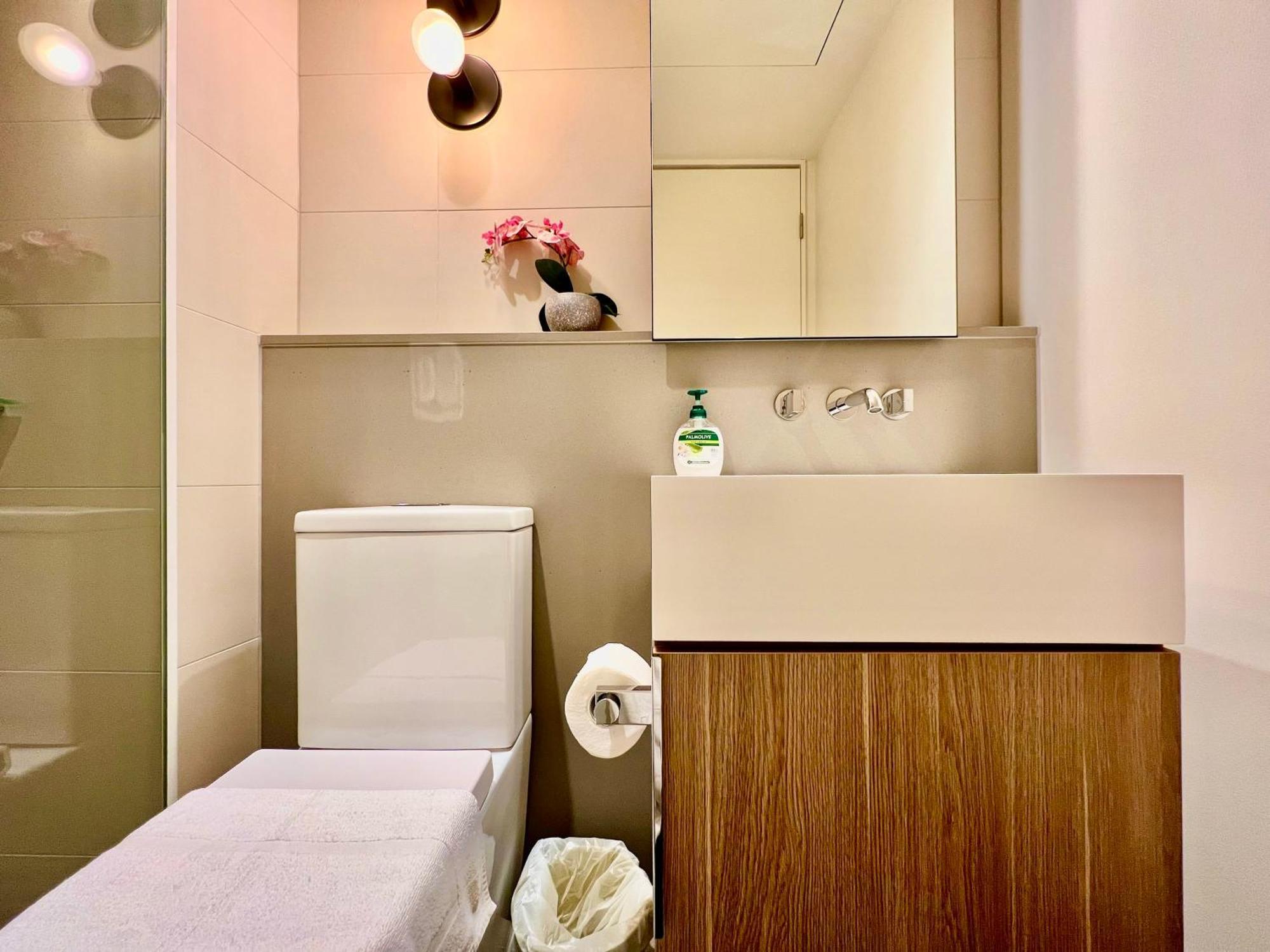 Highrise Best Location 2Baths Мельбурн Экстерьер фото